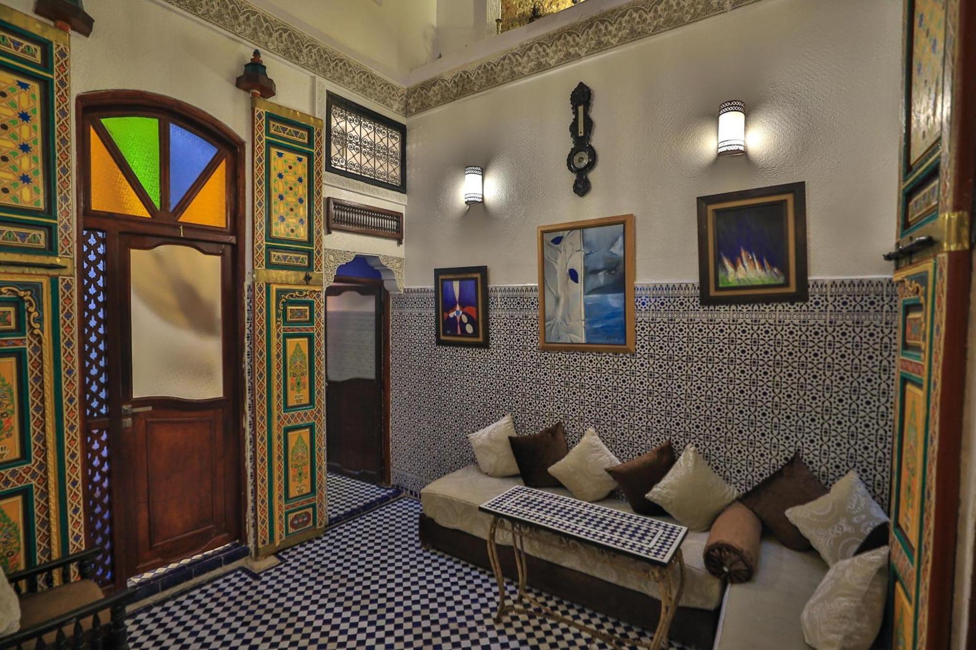 Riad Skilfo فاس المظهر الخارجي الصورة